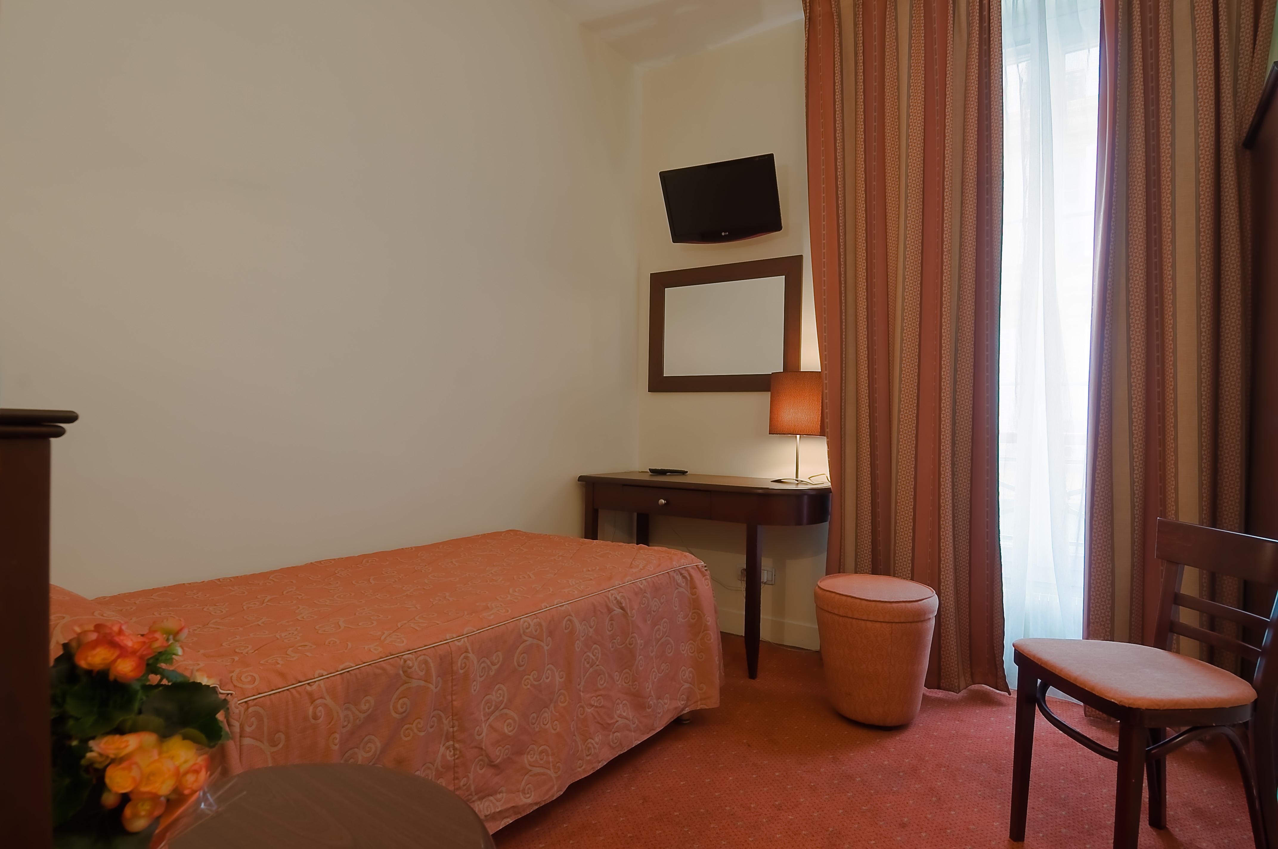 Le Faubourg Opera 2* Parigi