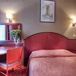 Le Faubourg Opera Hotel 2*