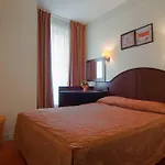 Hotel Le Faubourg Opera 2*