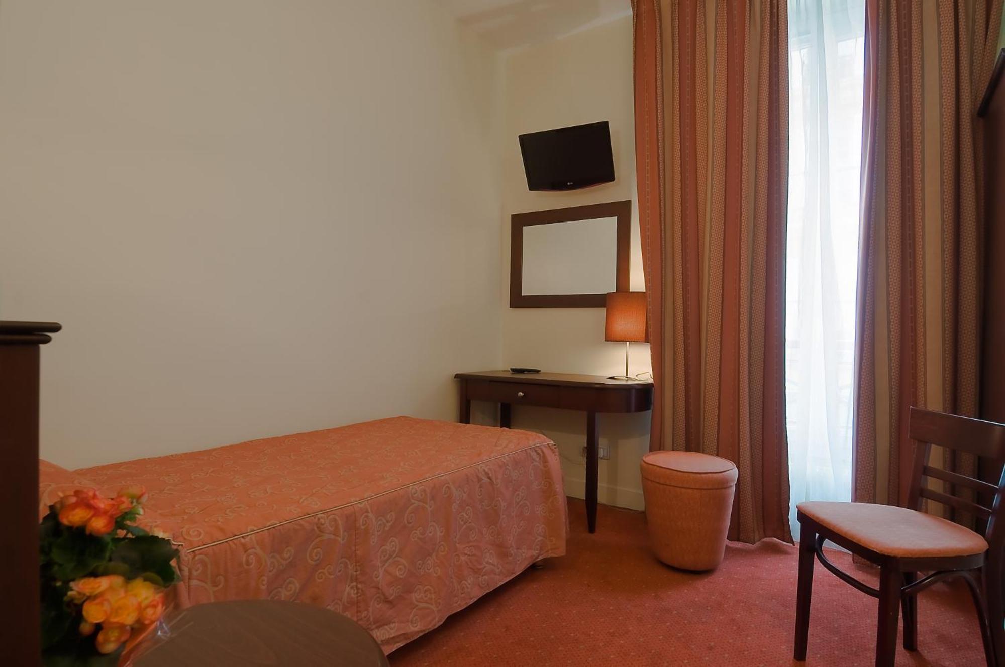 Le Faubourg Opera 2* Paris