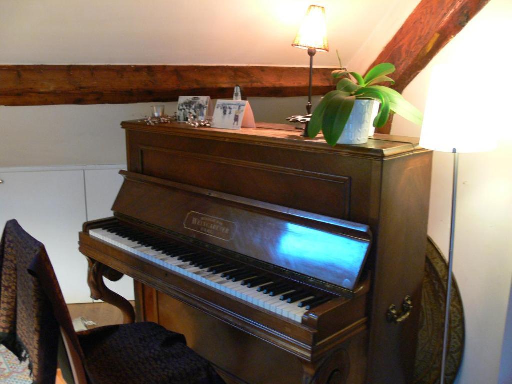 Le Faubourg Opera 2*